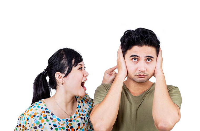 kycom_高以翔遗照登屏幕暖笑道別 女友Bella坐二老旁眼眶泛泪(图4) kycom_高以翔遗照登屏幕暖笑道別 女友Bella坐二老旁眼眶泛泪(图4)