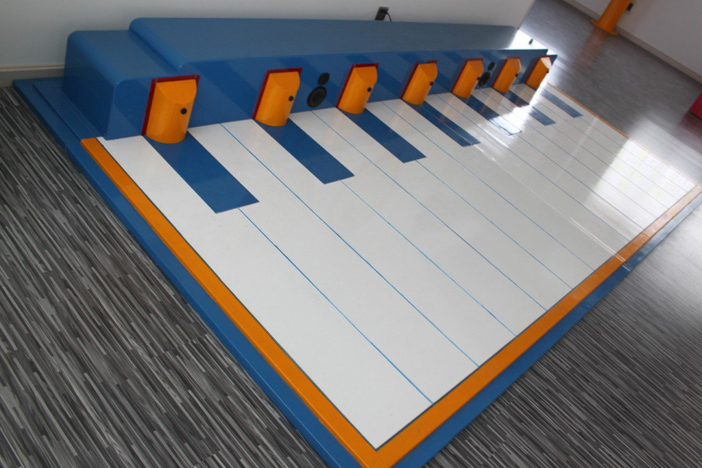 暑假打工挣得“第一桶金”她首选给家人买礼物|ky.com(图3)