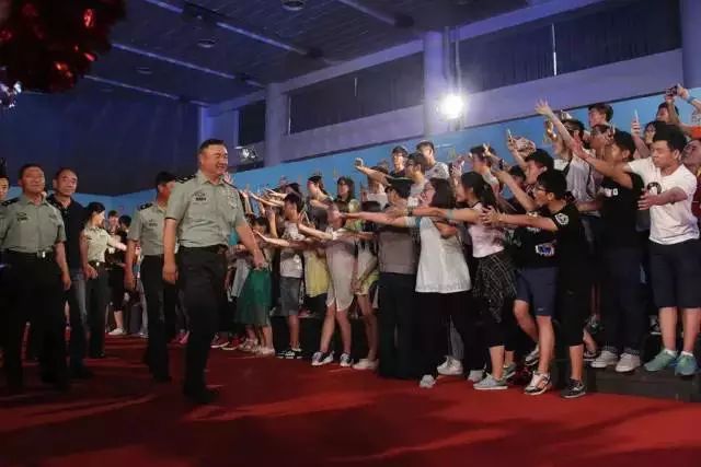 奶香麻花的做法_奶香麻花怎么做_美厨娘飘雪的菜谱‘ky.com’(图4)