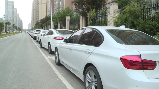 kycom：【小天使亲子团】明日早餐丨家常锅贴饼子的做法，又香又脆的饼子！大宝贝和我一样最爱这道美食早餐！(图1)